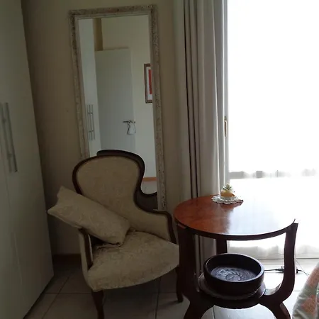 Liz Beth Apartment Lucca Room photo